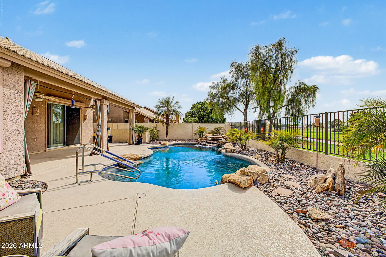 21096 N 64TH Avenue, Glendale, AZ 85308 — photo 13 of 38