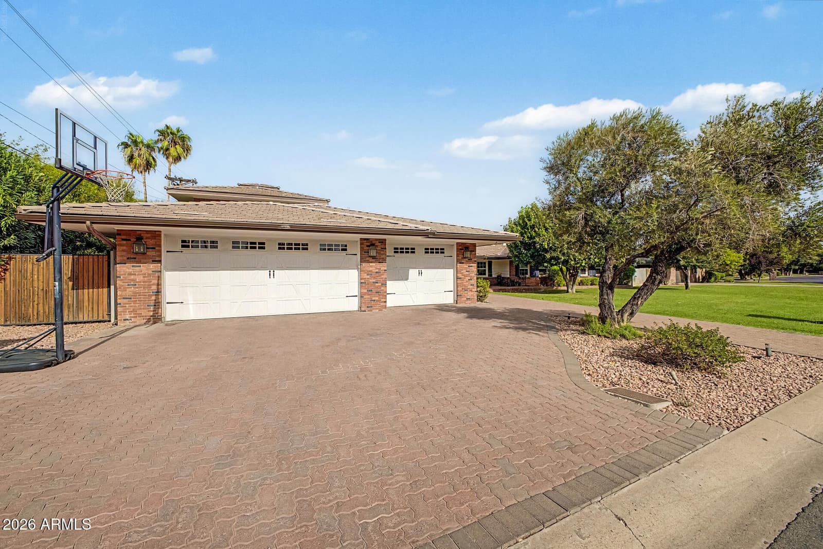 7315 N 3RD Avenue, Phoenix, AZ 85021 — photo 4 of 51
