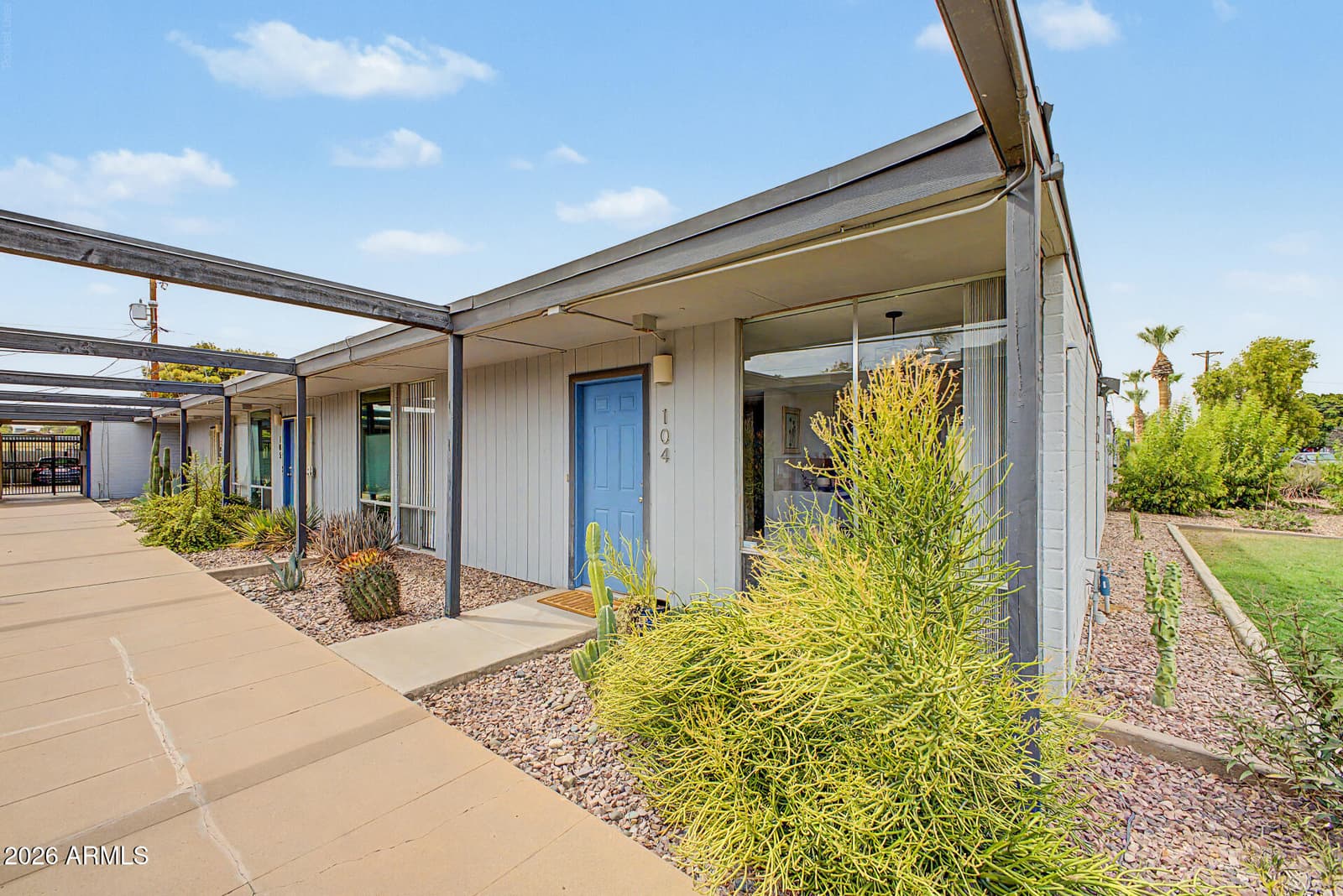 4646 N 11TH Avenue 104, Phoenix, AZ 85013 — photo 3 of 28