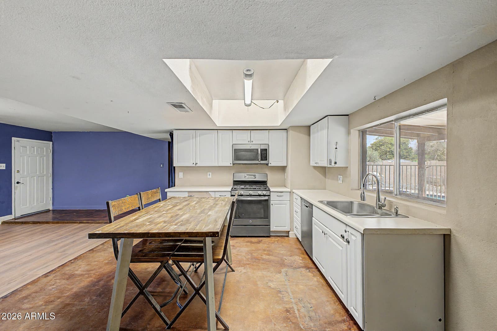 4143 W Garden Drive, Phoenix, AZ 85029 — photo 13 of 29