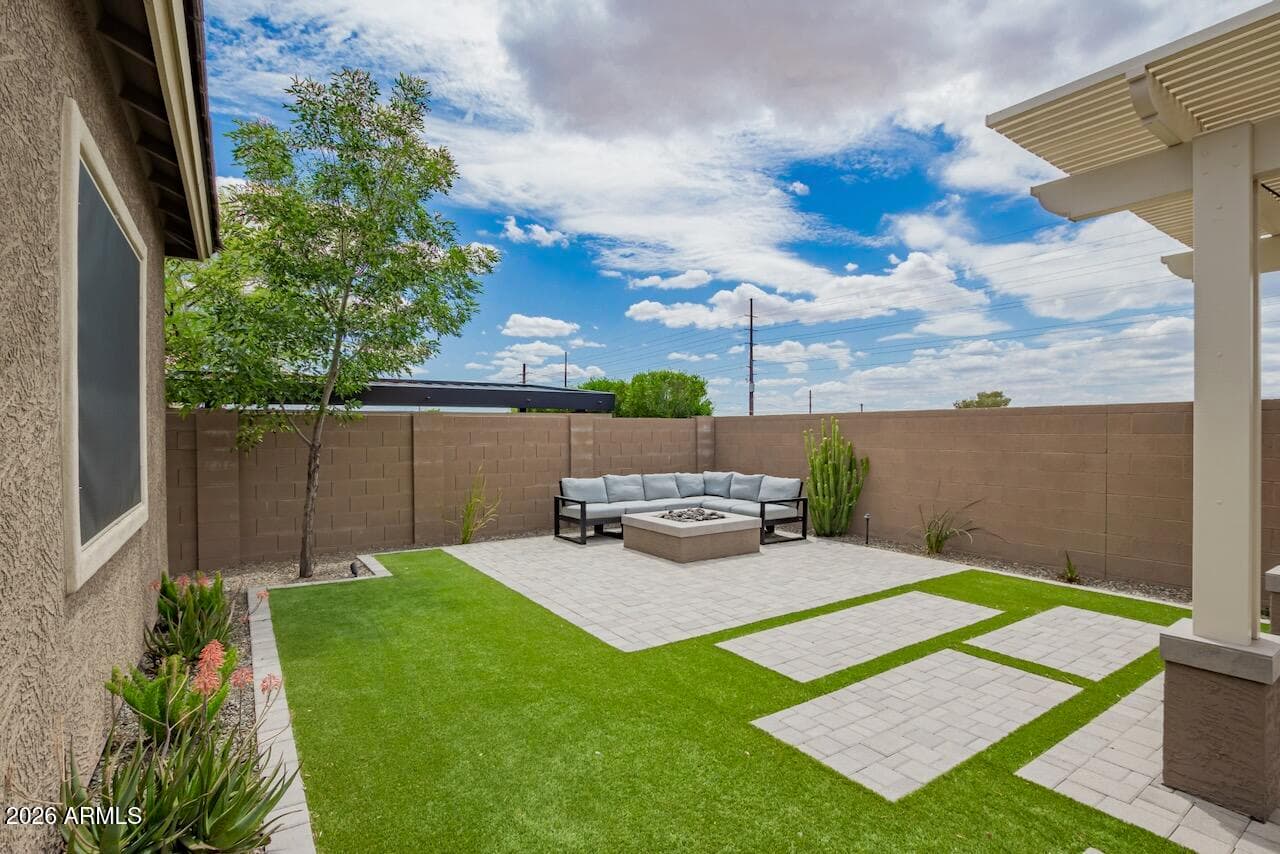 44036 N HUDSON Trail, New River, AZ 85087 — photo 33 of 35