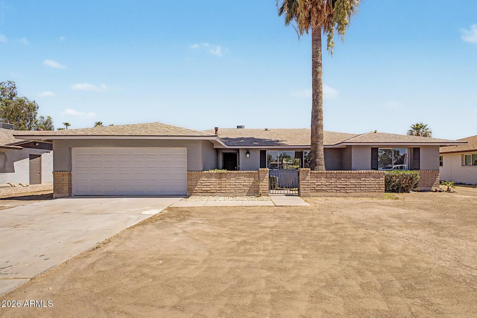 2936 W GLENDALE Avenue, Phoenix, AZ 85051 — photo 2 of 47