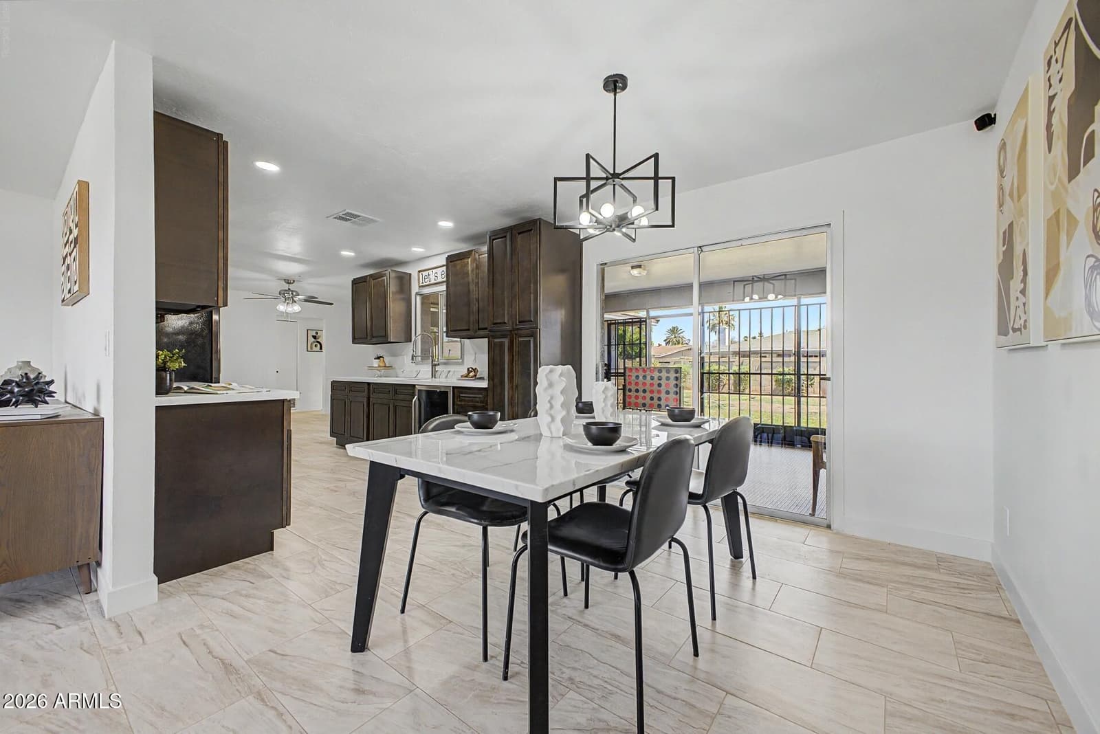 2936 W GLENDALE Avenue, Phoenix, AZ 85051 — photo 12 of 47