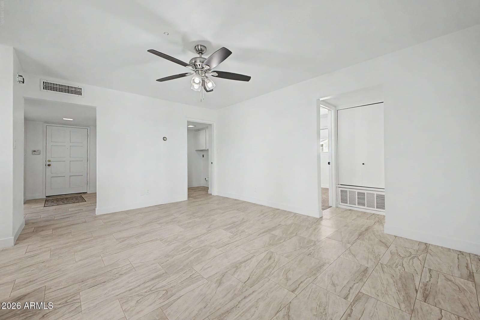 2936 W GLENDALE Avenue, Phoenix, AZ 85051 — photo 15 of 47