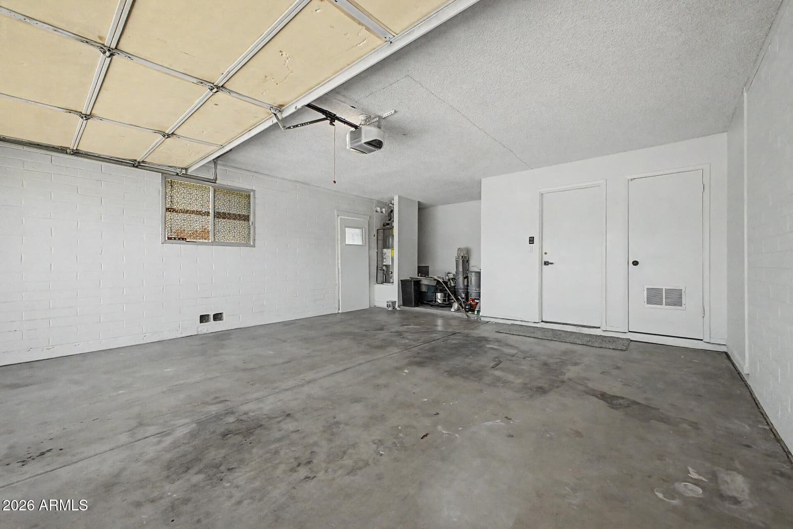 2936 W GLENDALE Avenue, Phoenix, AZ 85051 — photo 43 of 47