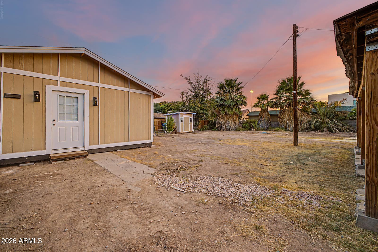 2429 W MORTEN Avenue, Phoenix, AZ 85021 — photo 2 of 21
