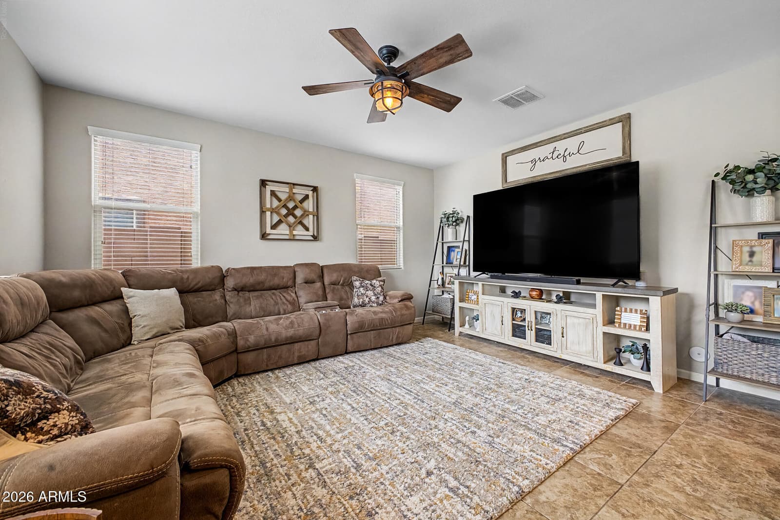 7629 W FETLOCK Trail, Peoria, AZ 85383 — photo 8 of 56