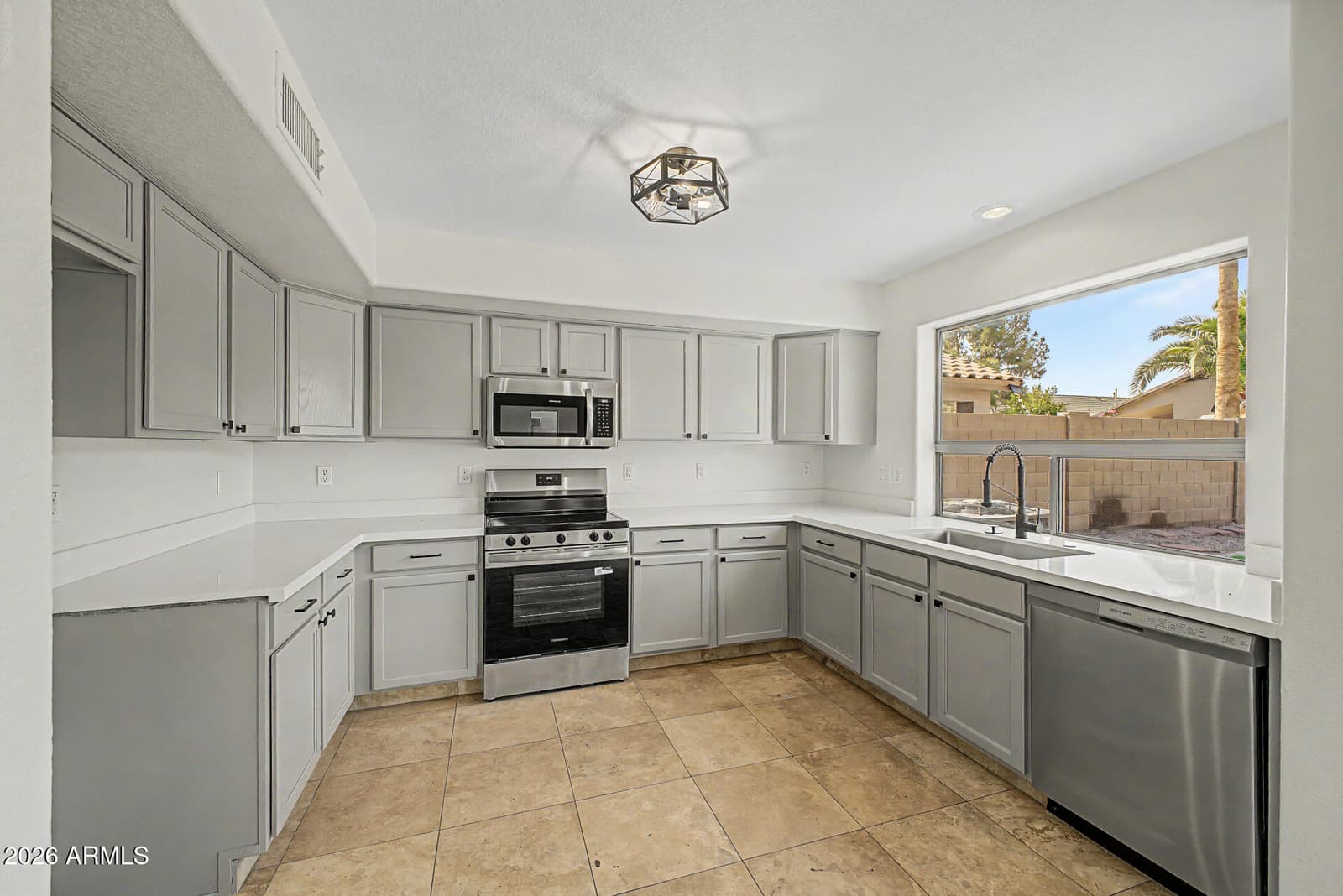 770 E LOVEGRASS Drive, San Tan Valley, AZ 85143 — photo 20 of 49