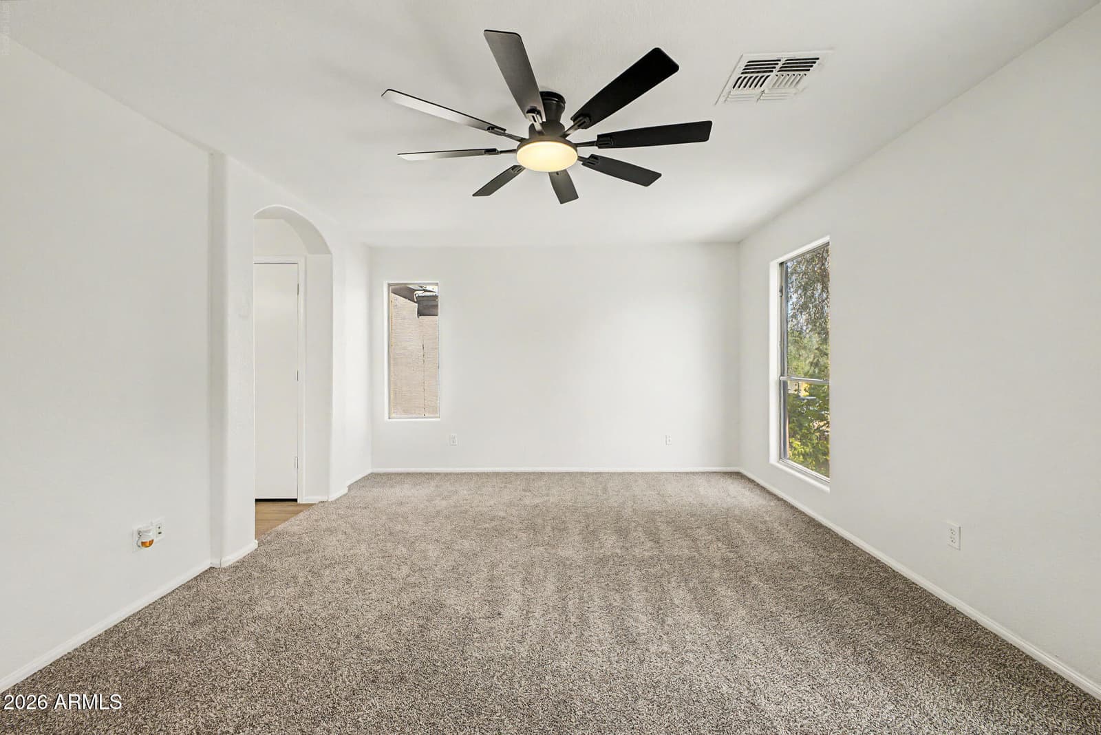 770 E LOVEGRASS Drive, San Tan Valley, AZ 85143 — photo 27 of 49