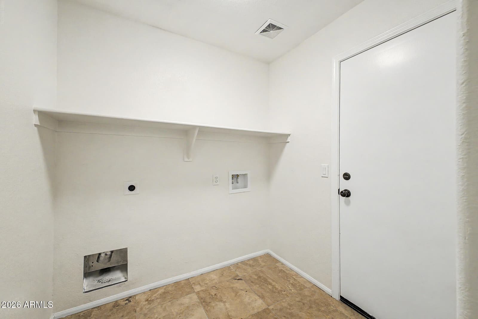 770 E LOVEGRASS Drive, San Tan Valley, AZ 85143 — photo 45 of 49
