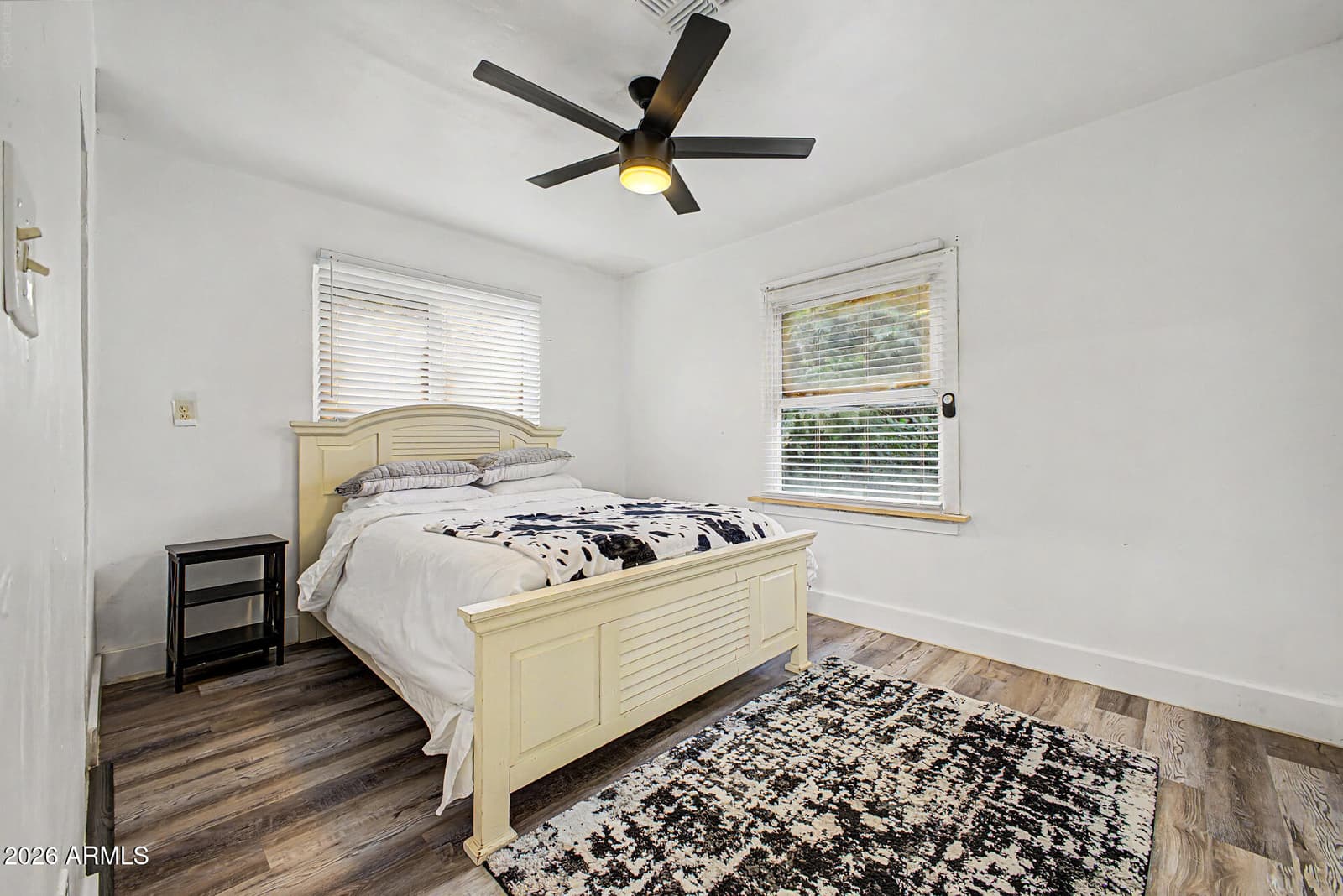 2429 W MORTEN Avenue, Phoenix, AZ 85021 — photo 14 of 21