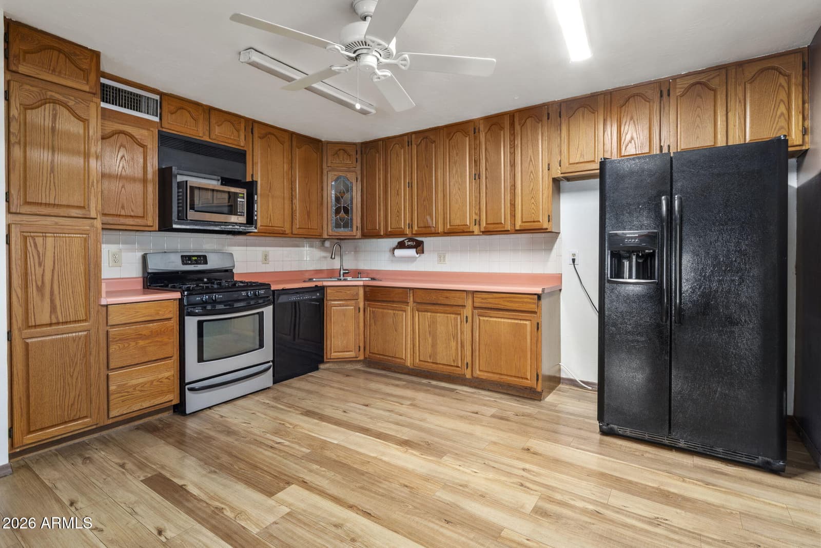 13854 N 47Th Avenue, Glendale, AZ 85306 — photo 5 of 23