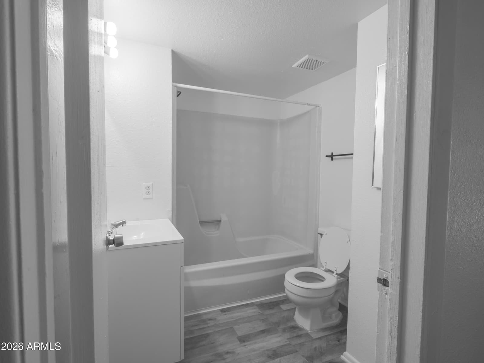 2690 N 43RD Avenue D, Phoenix, AZ 85009 — photo 16 of 17