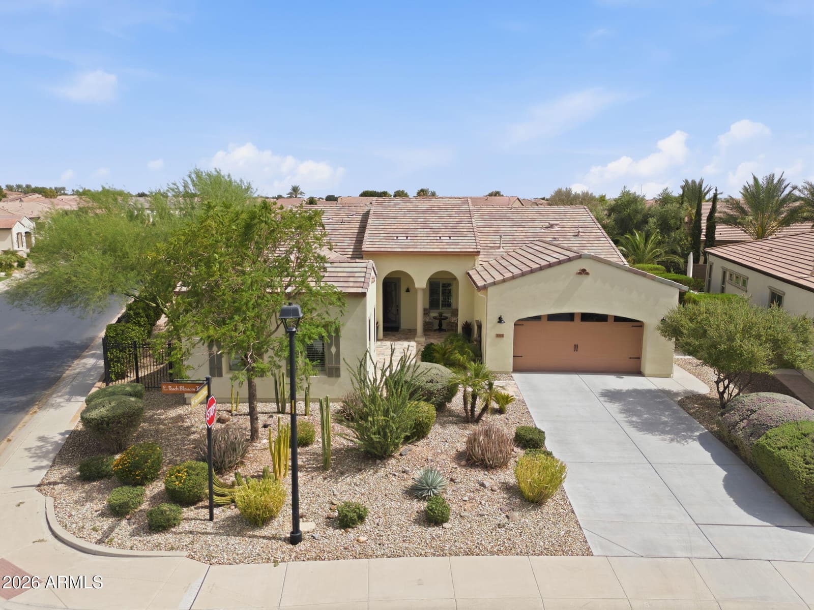 181 E PEACH BLOSSOM Trail, Queen Creek, AZ 85140 — photo 4 of 200