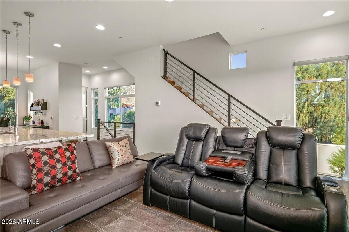 1717 E MORTEN Avenue 64, Phoenix, AZ 85020 — photo 12 of 54