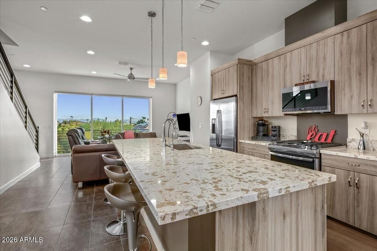 1717 E MORTEN Avenue 64, Phoenix, AZ 85020 — photo 18 of 54