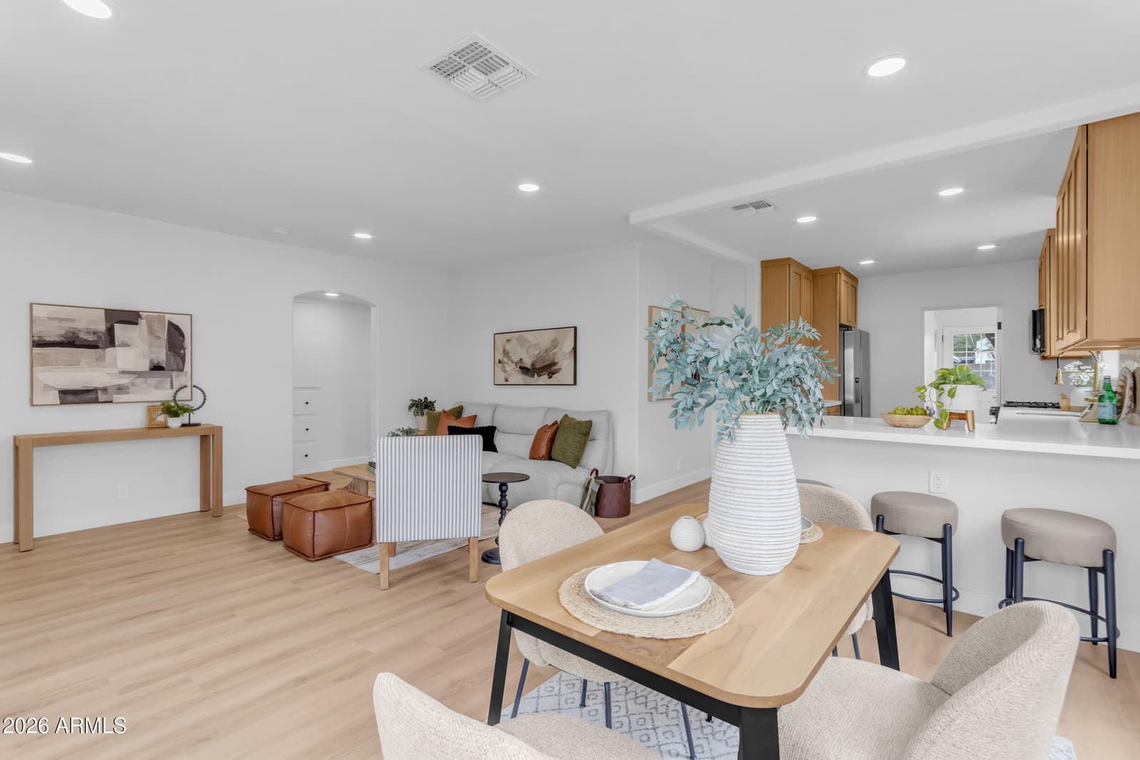 37 W VIRGINIA Avenue, Phoenix, AZ 85003 — photo 11 of 57