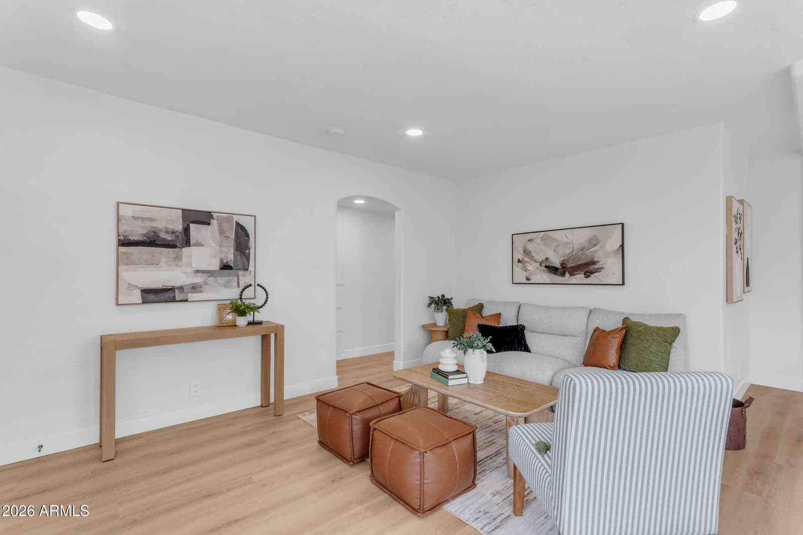 37 W VIRGINIA Avenue, Phoenix, AZ 85003 — photo 13 of 57