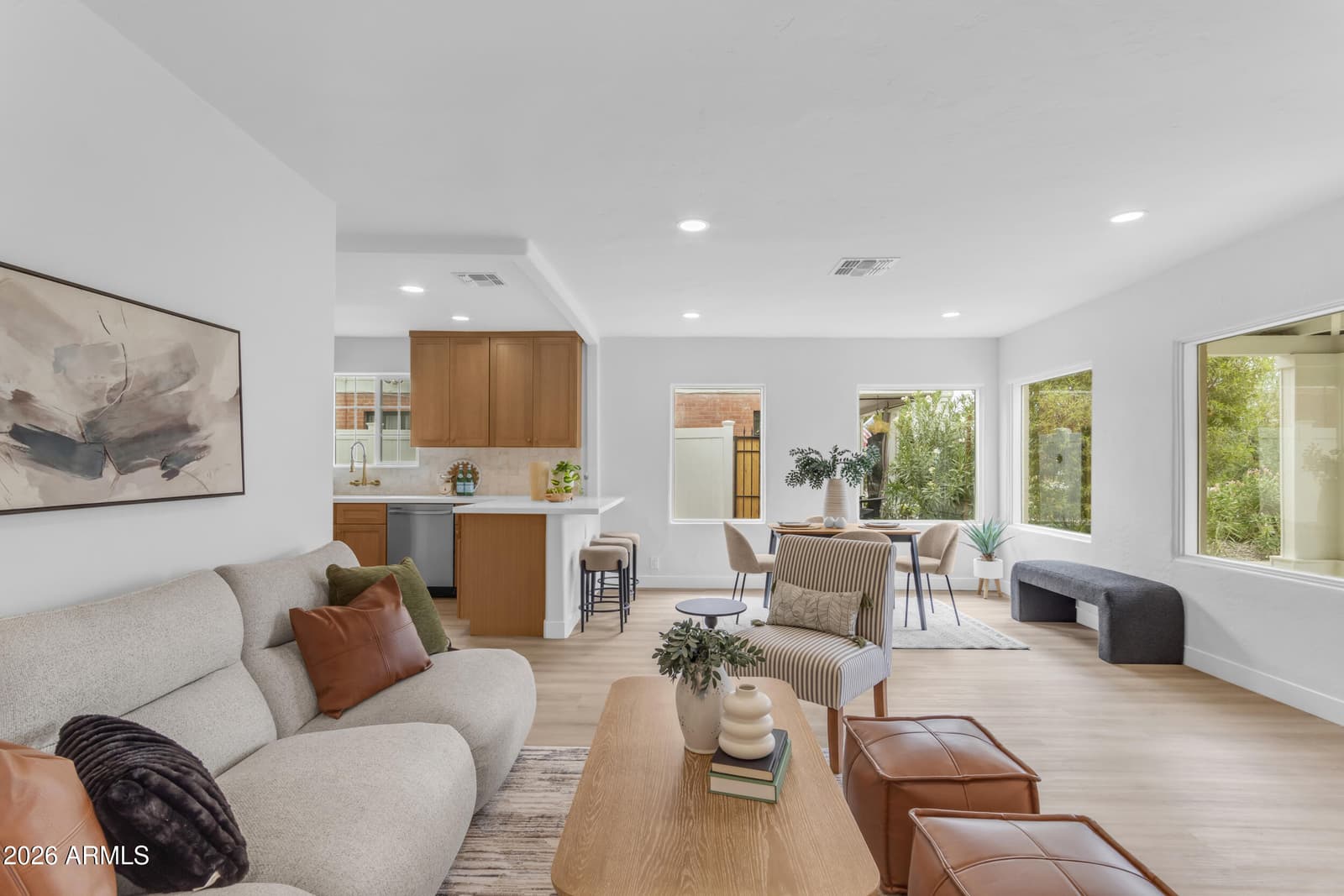 37 W VIRGINIA Avenue, Phoenix, AZ 85003 — photo 15 of 57