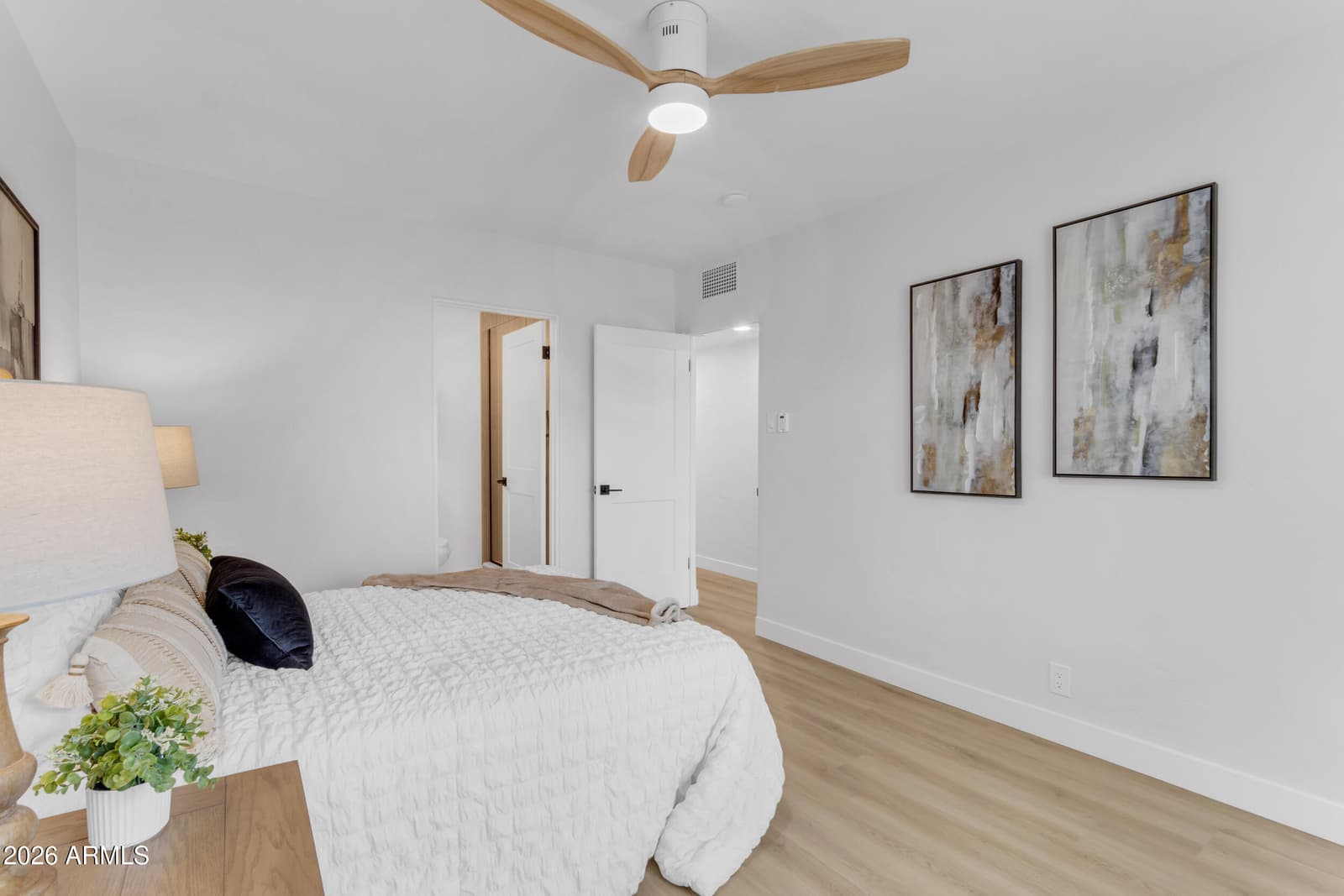 37 W VIRGINIA Avenue, Phoenix, AZ 85003 — photo 18 of 57