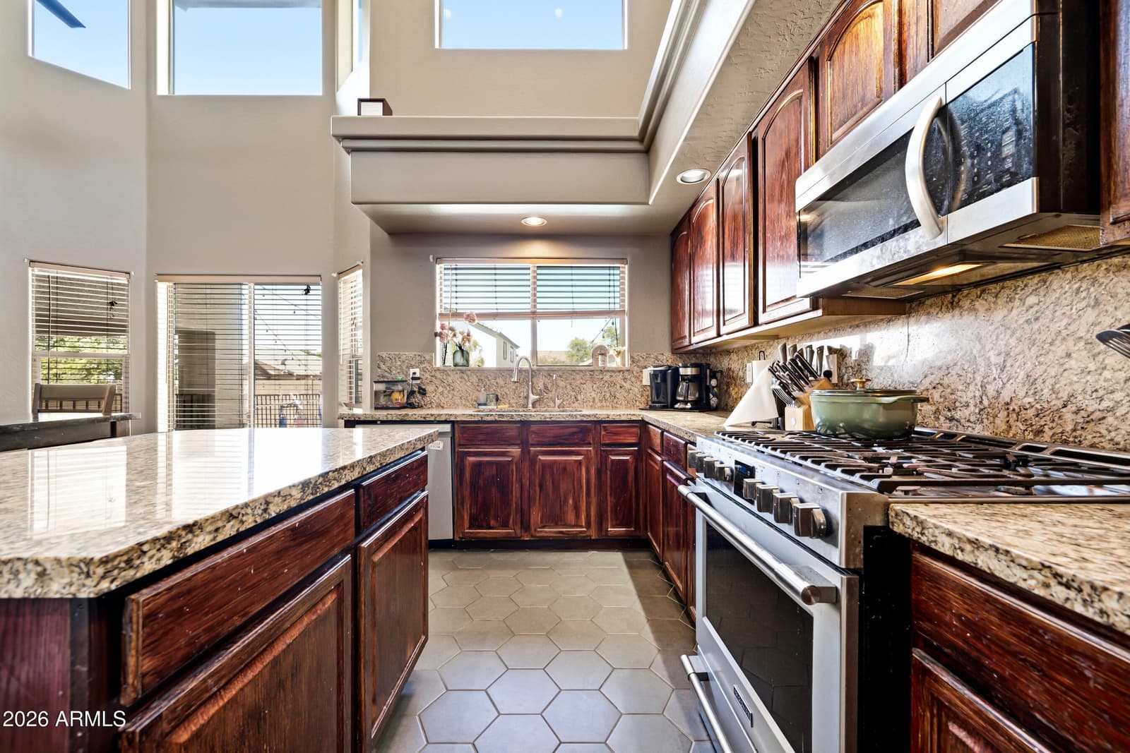 3210 S 81ST Avenue, Phoenix, AZ 85043 — photo 18 of 49