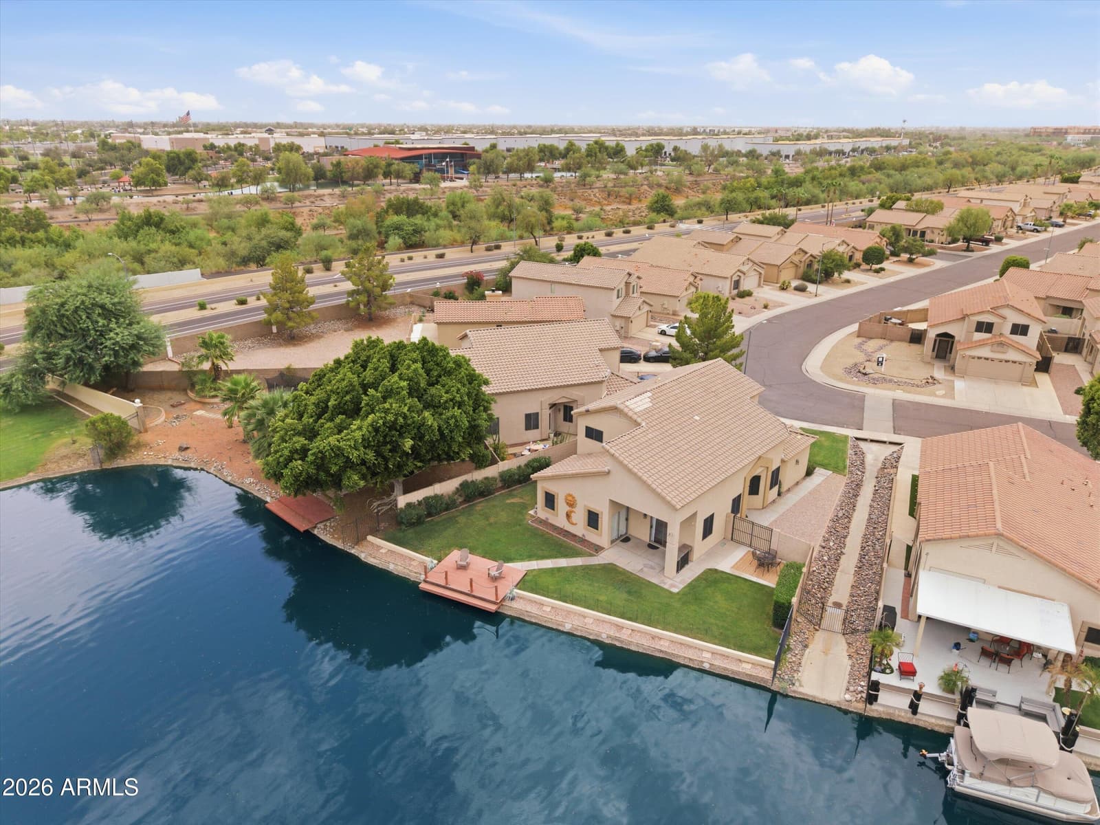 8710 W LISBON Lane, Peoria, AZ 85381 — photo 10 of 43