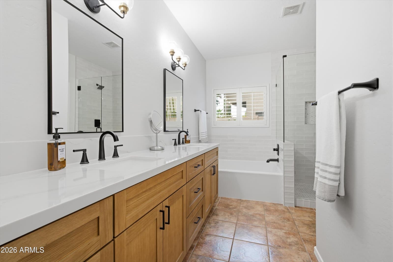 8710 W LISBON Lane, Peoria, AZ 85381 — photo 25 of 43