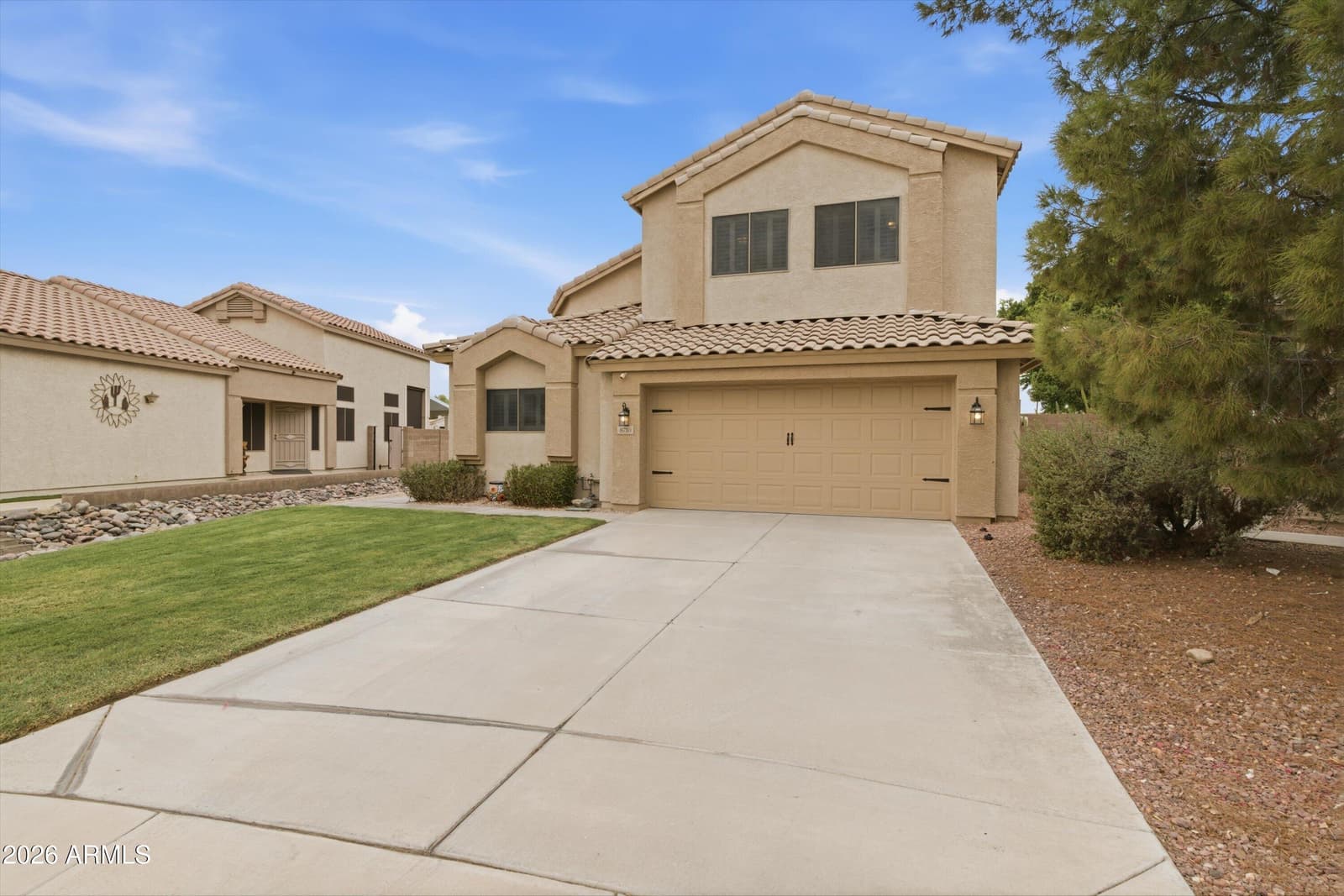 8710 W LISBON Lane, Peoria, AZ 85381 — photo 3 of 43