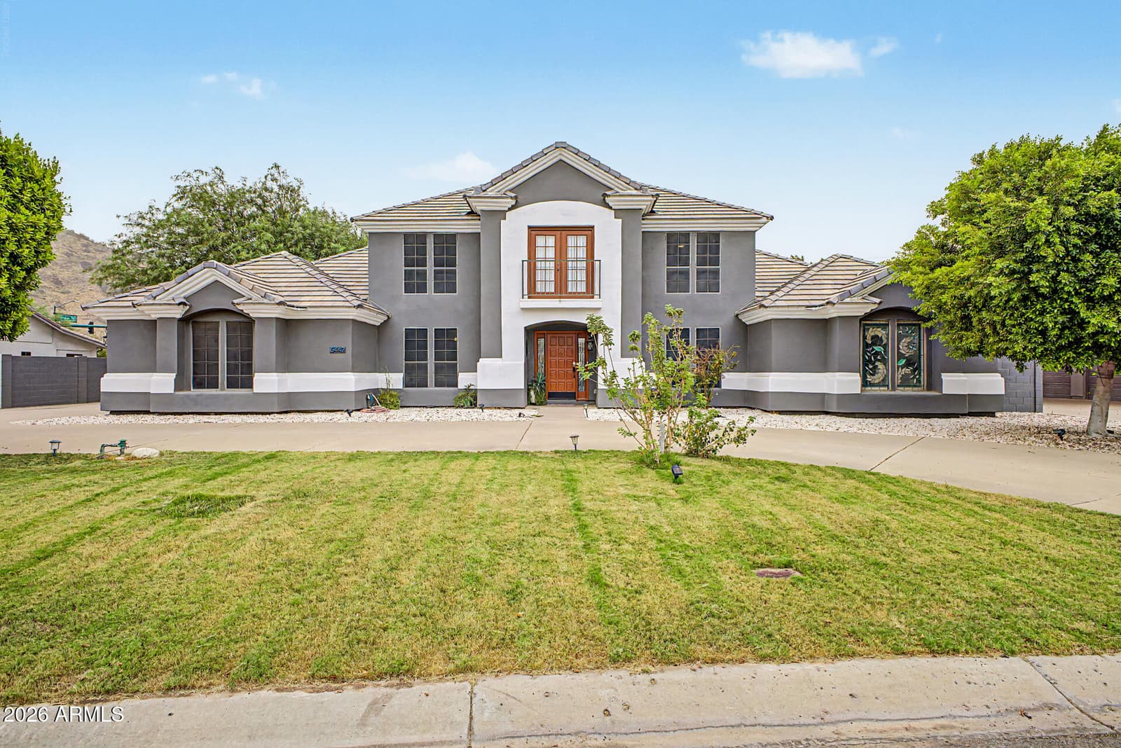 5442 W FALLEN LEAF Lane, Glendale, AZ 85310 — photo 1 of 55