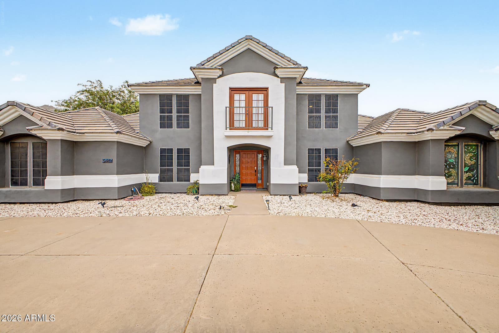 5442 W FALLEN LEAF Lane, Glendale, AZ 85310 — photo 3 of 55