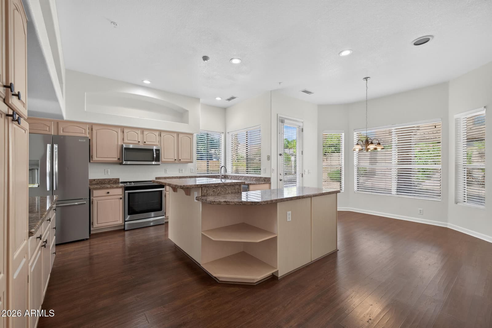 24035 N 74TH Street, Scottsdale, AZ 85255 — photo 7 of 31