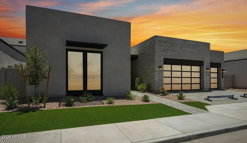 2371 E AQUARIUS Place, Chandler, AZ 85249 — photo 1 of 28