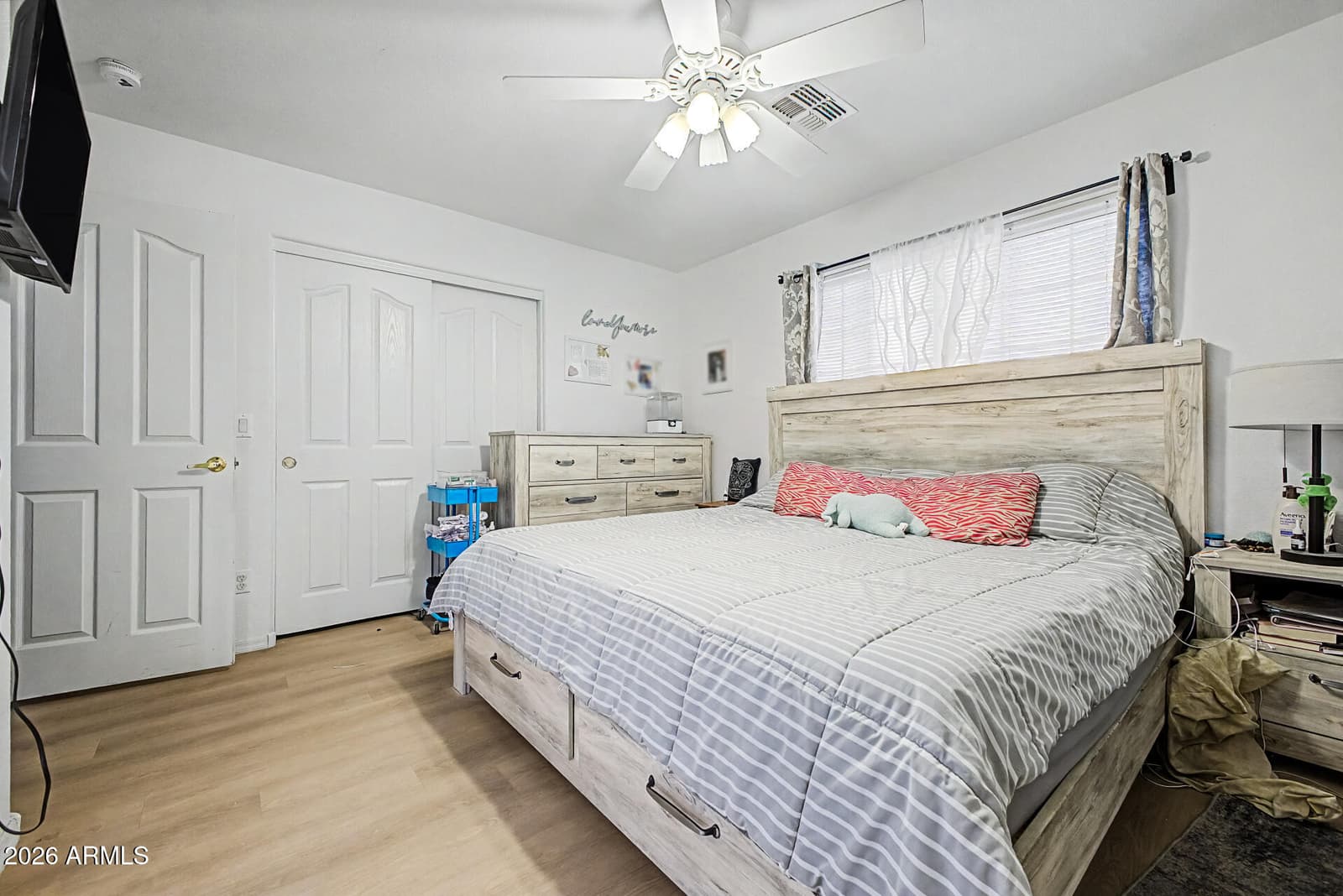 16036 N 11TH Avenue 1074, Phoenix, AZ 85023 — photo 16 of 38