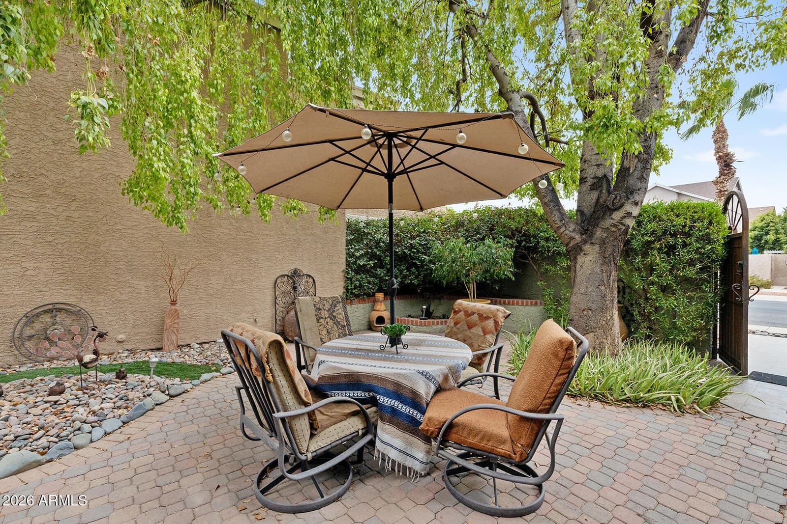 422 E KERRY Lane, Phoenix, AZ 85024 — photo 12 of 68