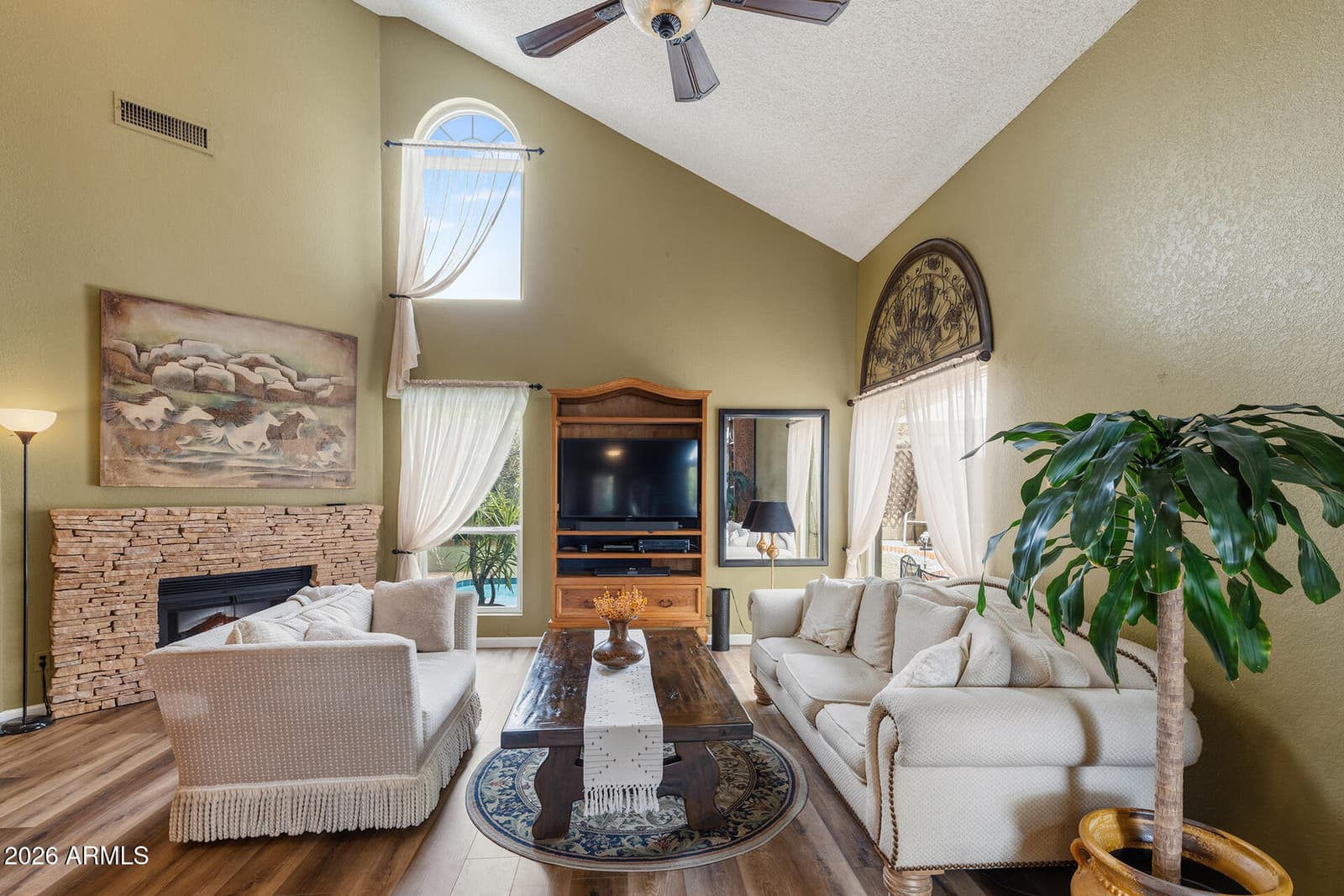 422 E KERRY Lane, Phoenix, AZ 85024 — photo 19 of 68