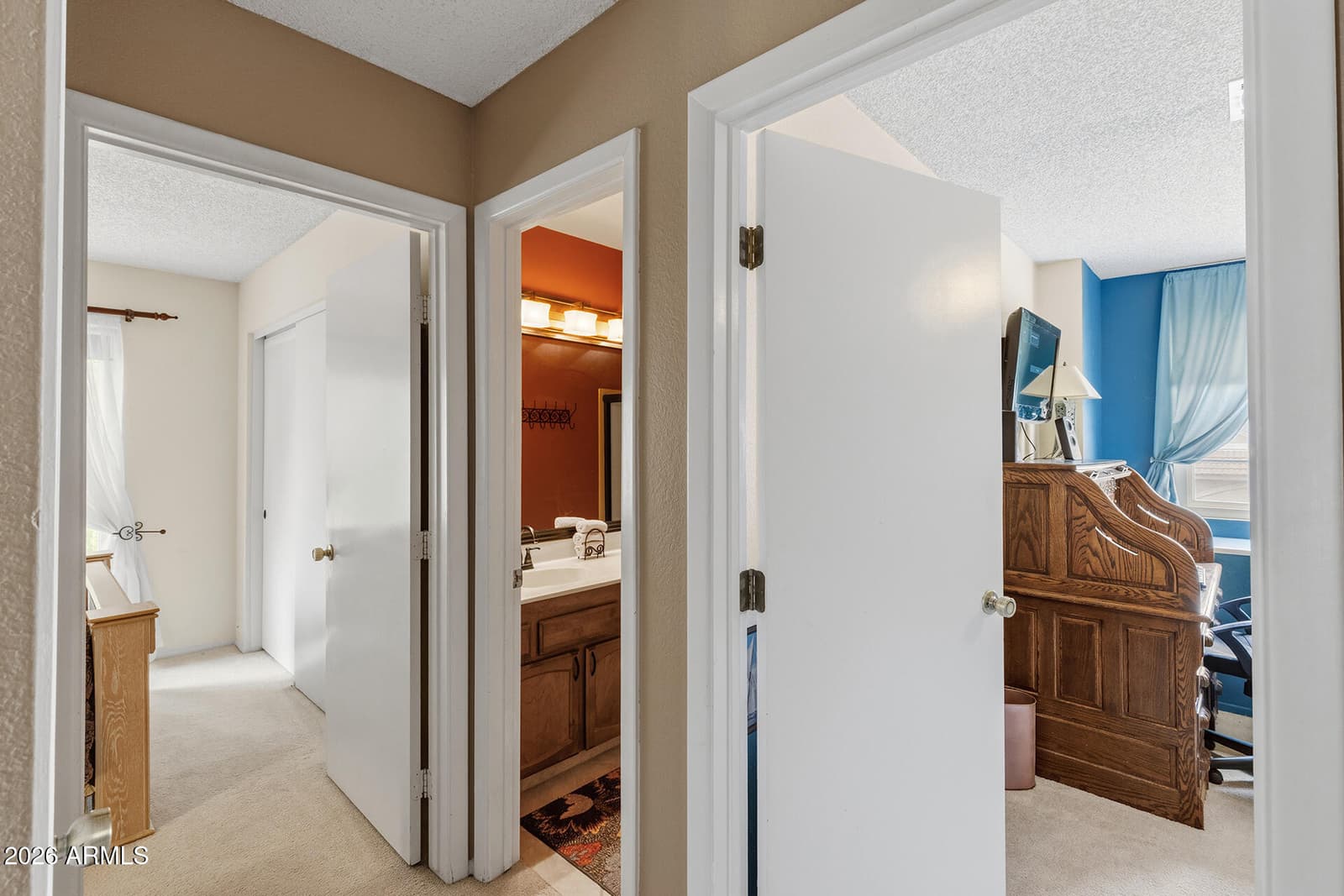 422 E KERRY Lane, Phoenix, AZ 85024 — photo 43 of 68