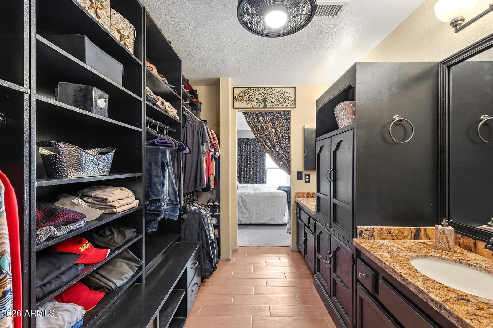 422 E KERRY Lane, Phoenix, AZ 85024 — photo 53 of 68