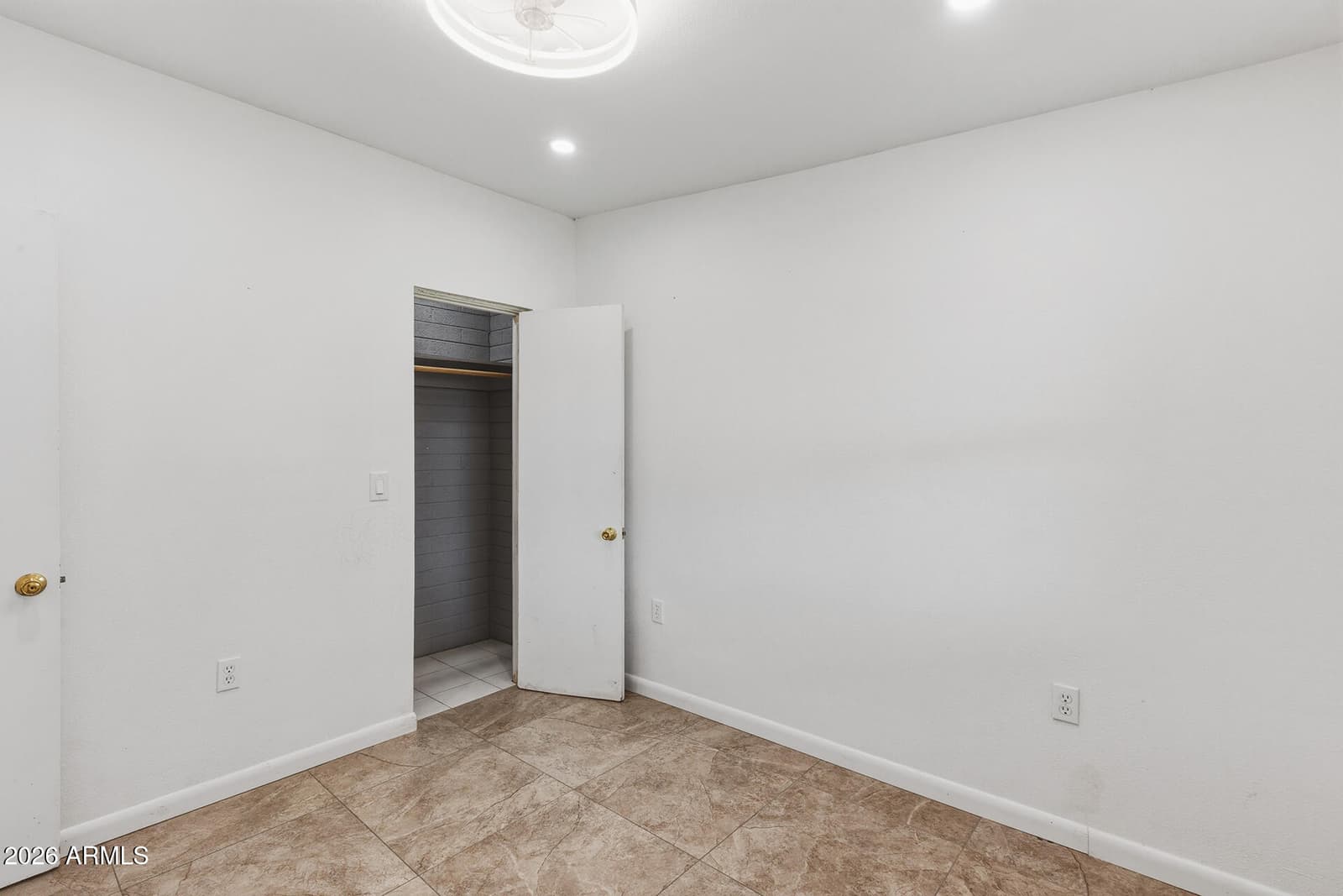 1620 W ROESER Road, Phoenix, AZ 85041 — photo 22 of 40