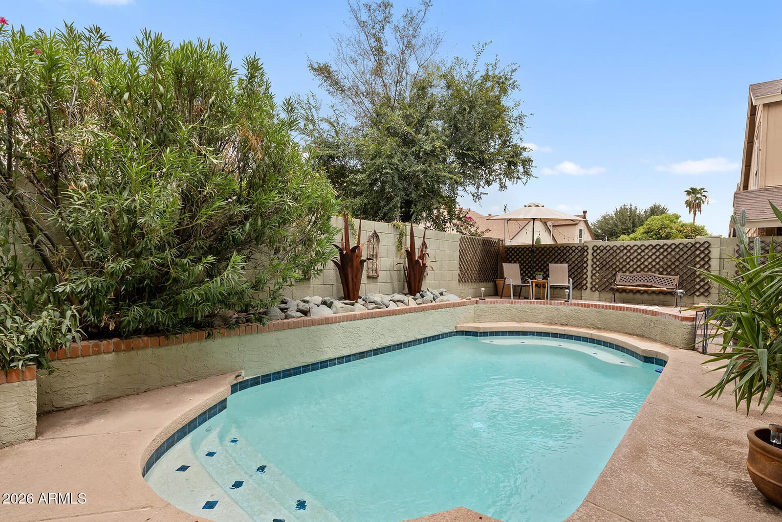 422 E KERRY Lane, Phoenix, AZ 85024 — photo 60 of 68