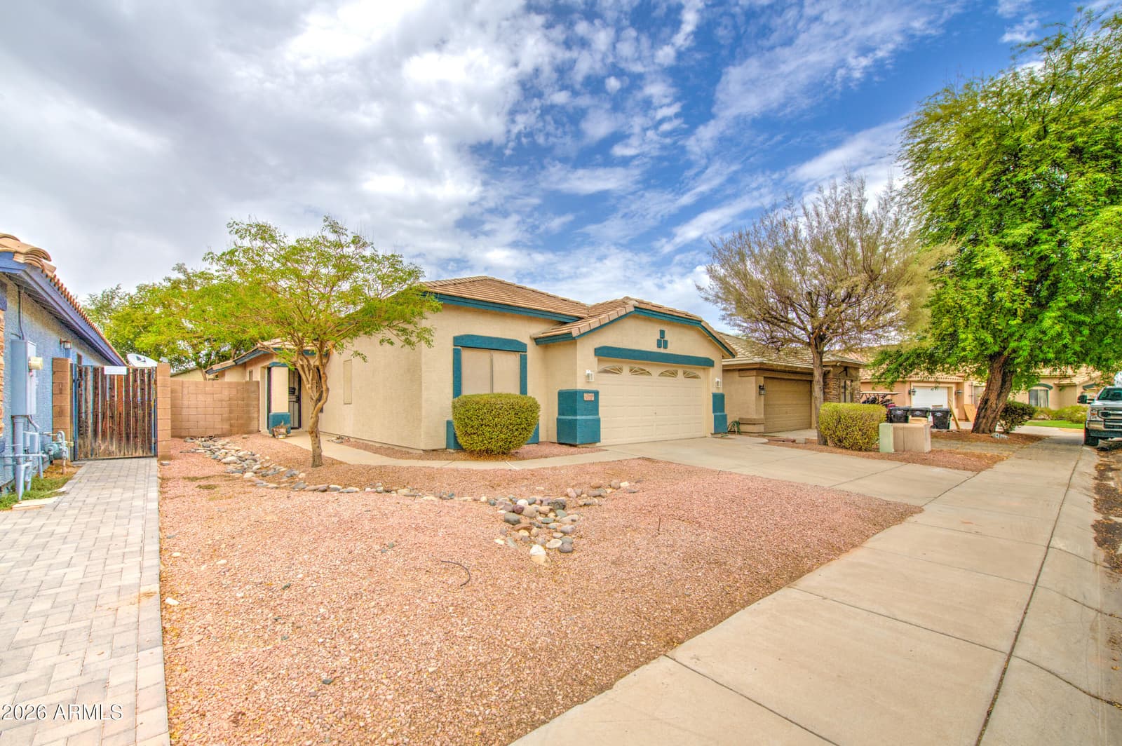 15668 W SAGUARO Lane, Surprise, AZ 85374 — photo 1 of 36