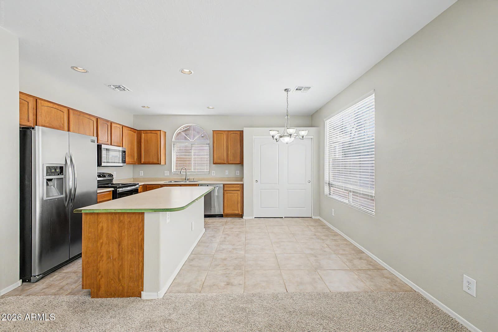 4190 S PONDEROSA Drive, Gilbert, AZ 85297 — photo 11 of 35
