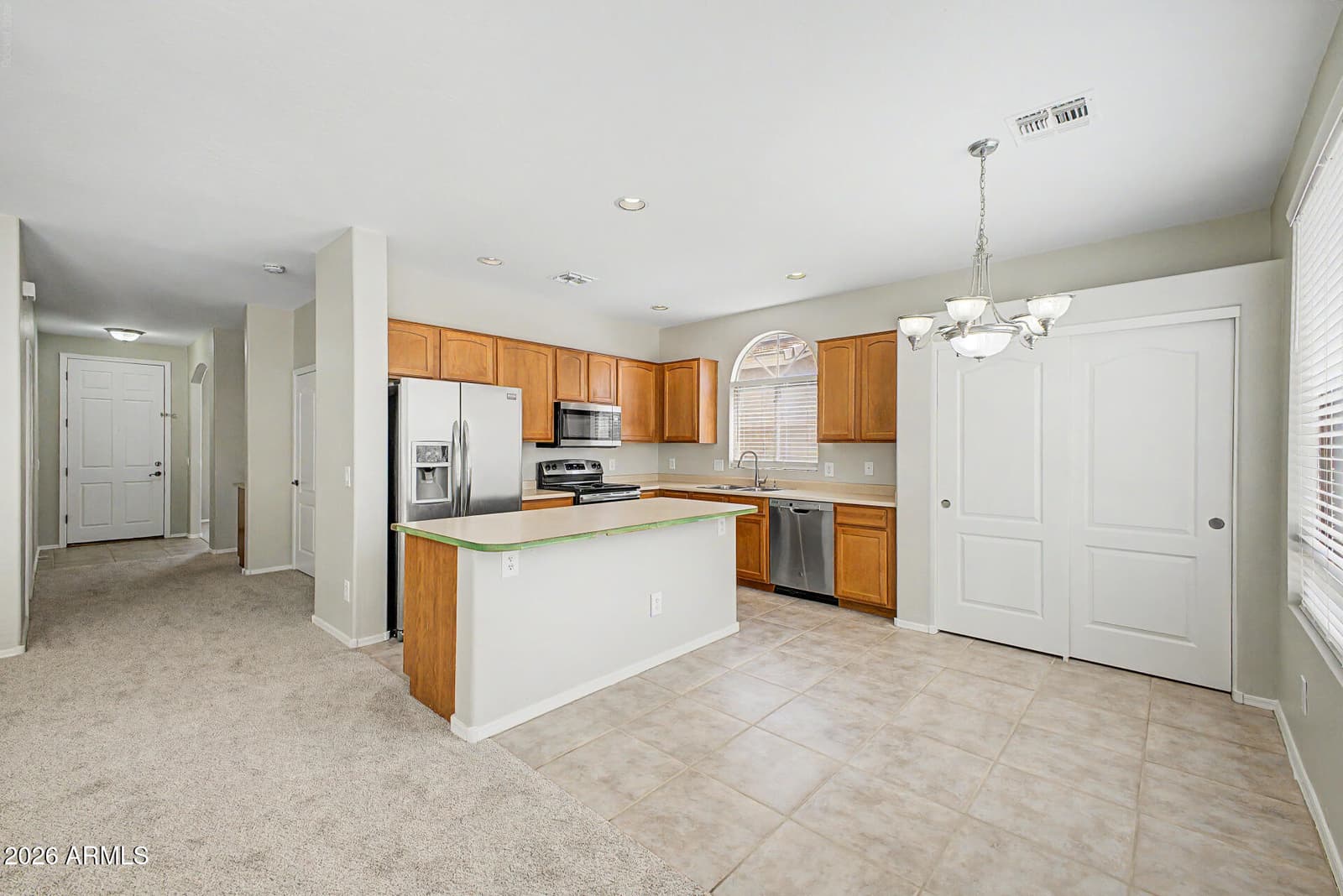 4190 S PONDEROSA Drive, Gilbert, AZ 85297 — photo 10 of 35