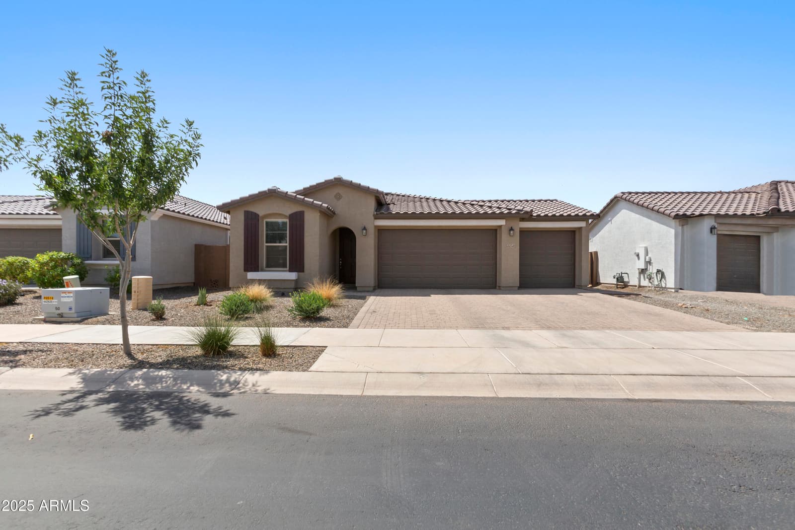22521 E TWILIGHT Drive, Queen Creek, AZ 85142 — photo 3 of 50
