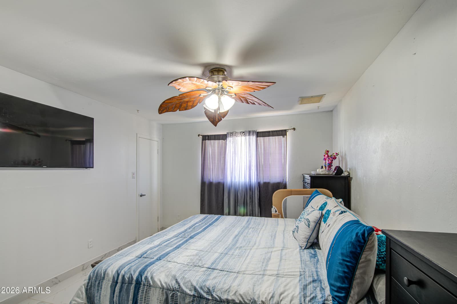 5722 N 62nd Drive, Glendale, AZ 85301 — photo 19 of 38