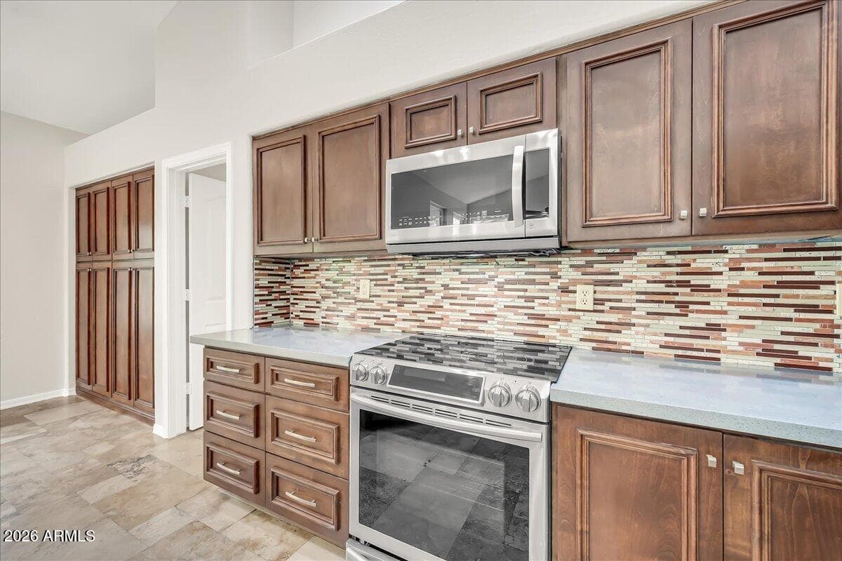 724 N ASH Drive, Chandler, AZ 85224 — photo 16 of 54