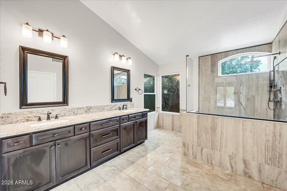 724 N ASH Drive, Chandler, AZ 85224 — photo 3 of 54