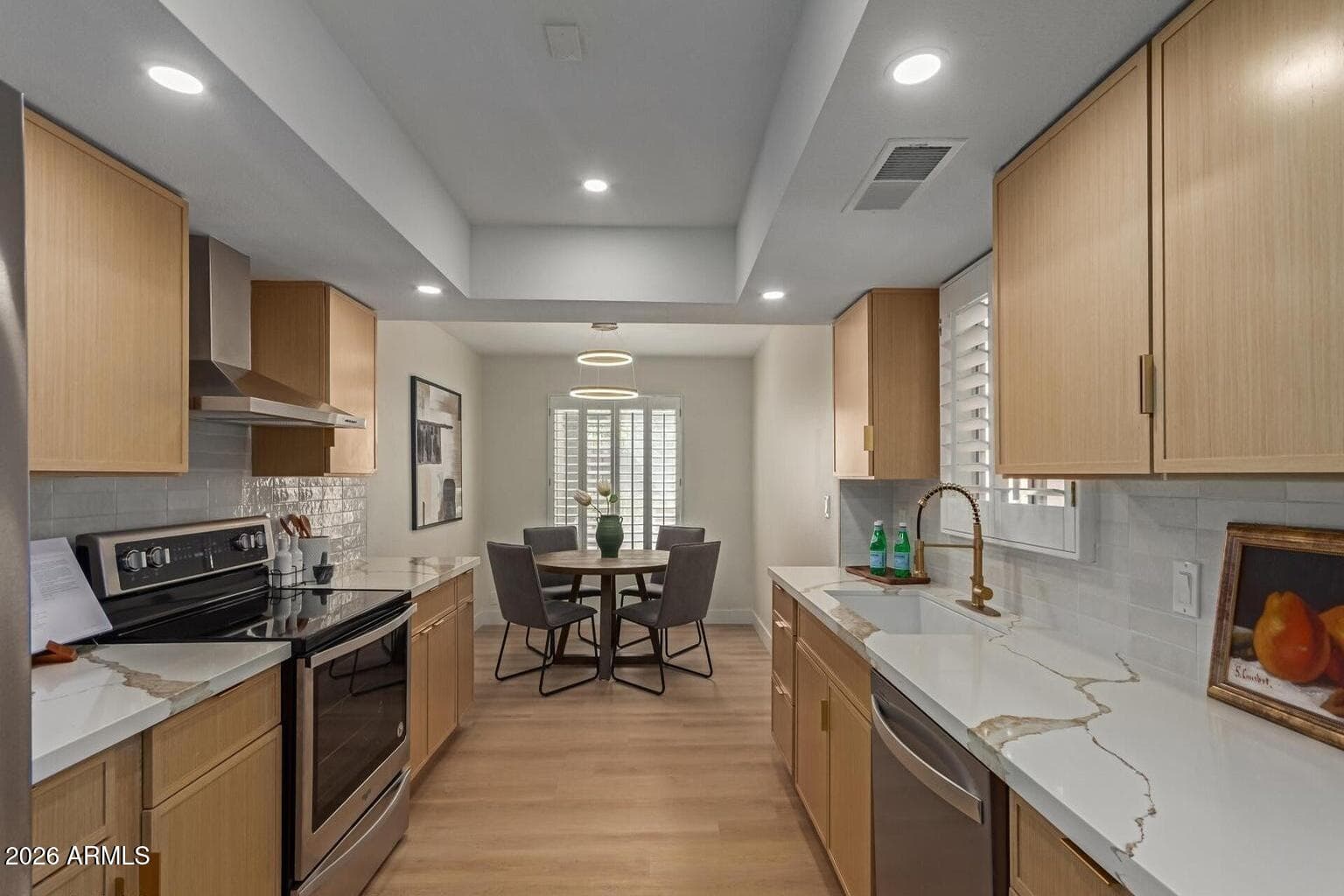 5513 N 5TH Drive, Phoenix, AZ 85013 — photo 9 of 34