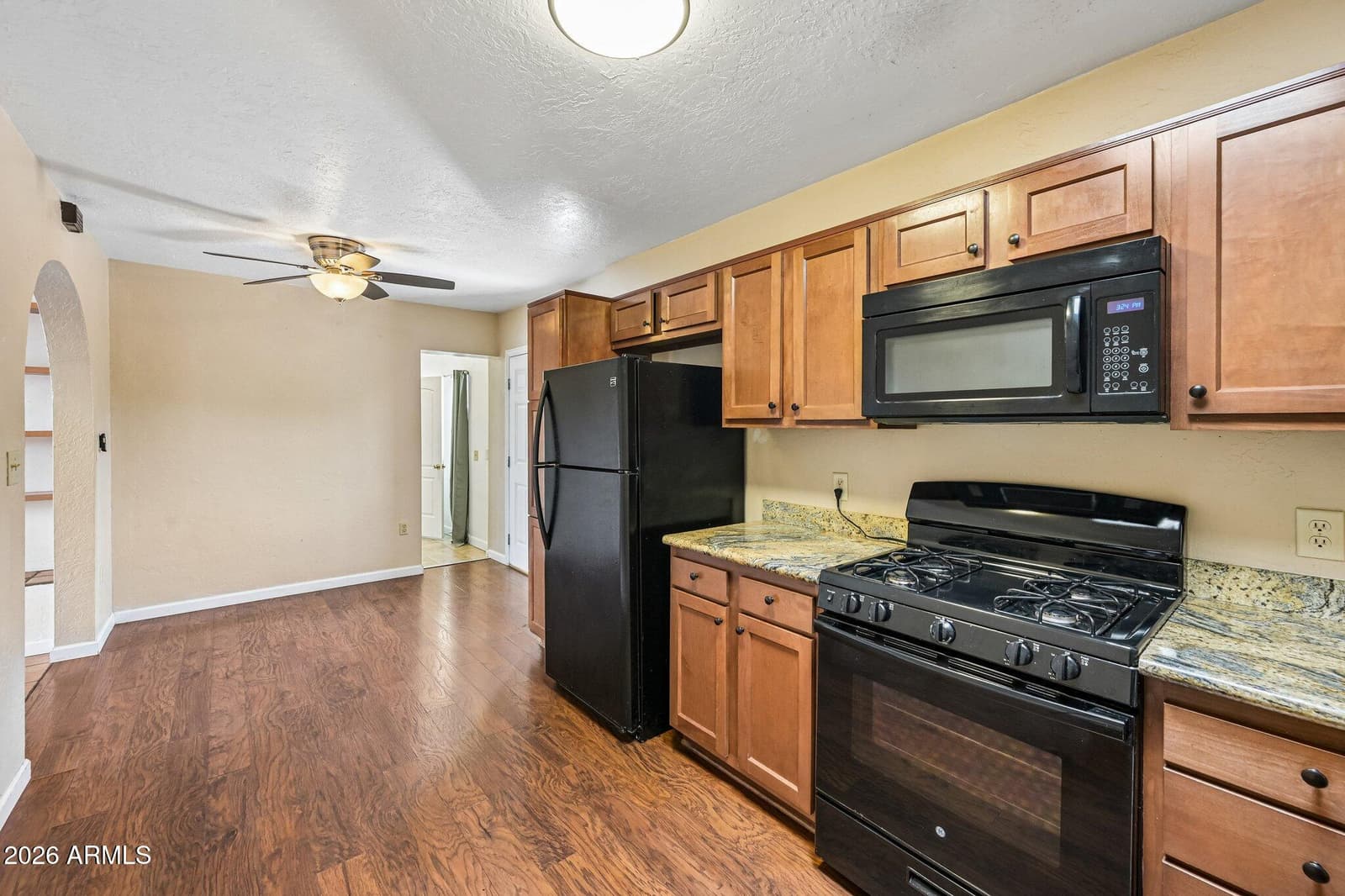 1315 E LEMON Street, Tempe, AZ 85281 — photo 10 of 22