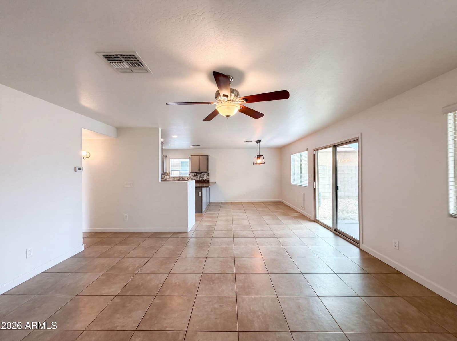 28539 N MOONSTONE Way, San Tan Valley, AZ 85143 — photo 8 of 20