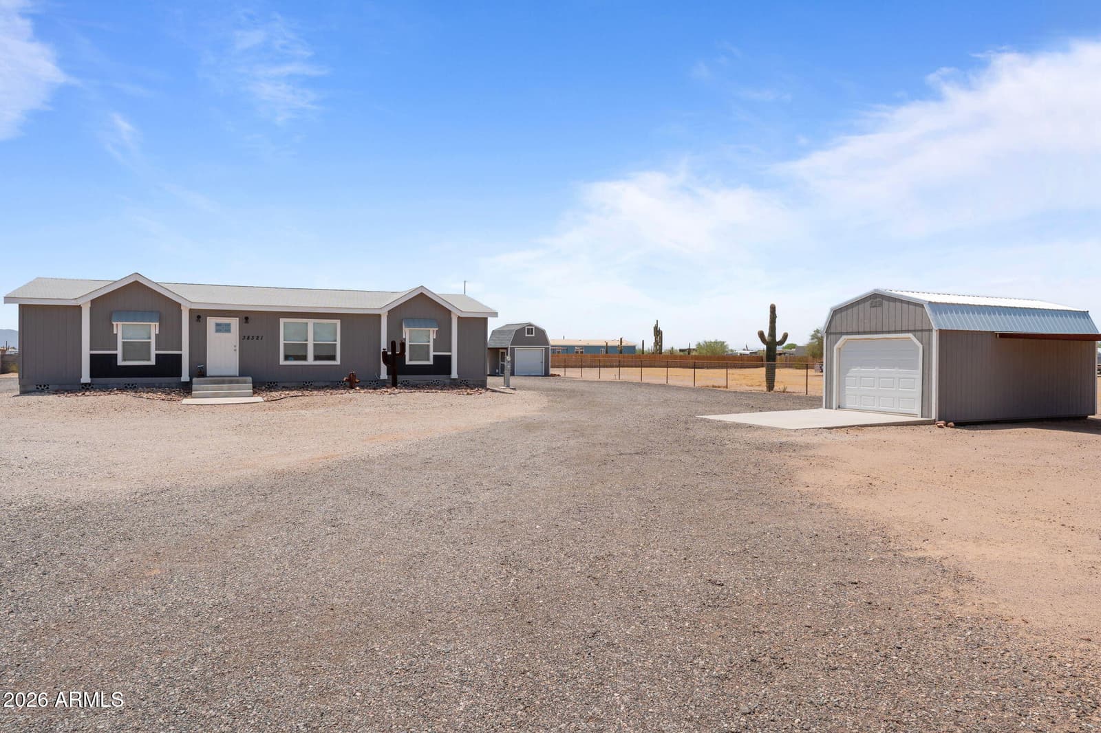 38321 N 251ST Avenue, Morristown, AZ 85342 — photo 5 of 41